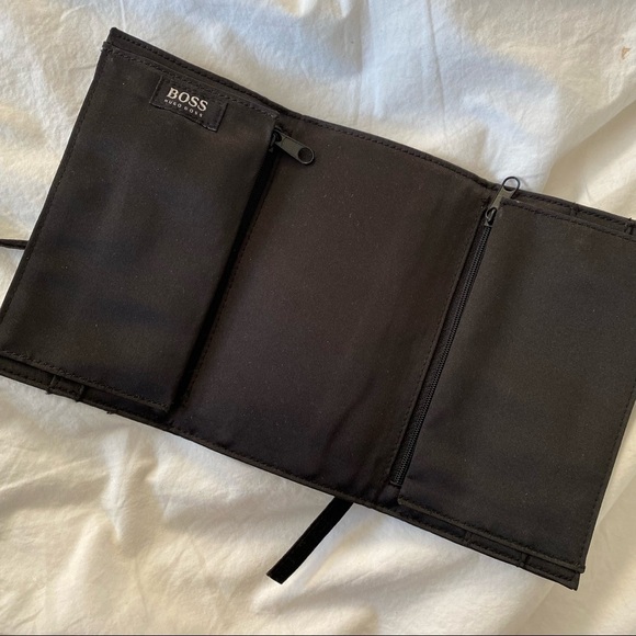 Hugo Boss Black Soft Suede Travel Jewellery Case​​​​​ - Picture 4 of 8